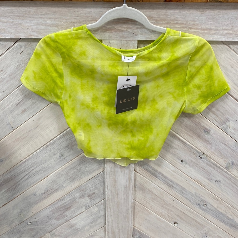 Le Lis Top- Multiple Sizes. New With Tags. - Picture 2 of 3